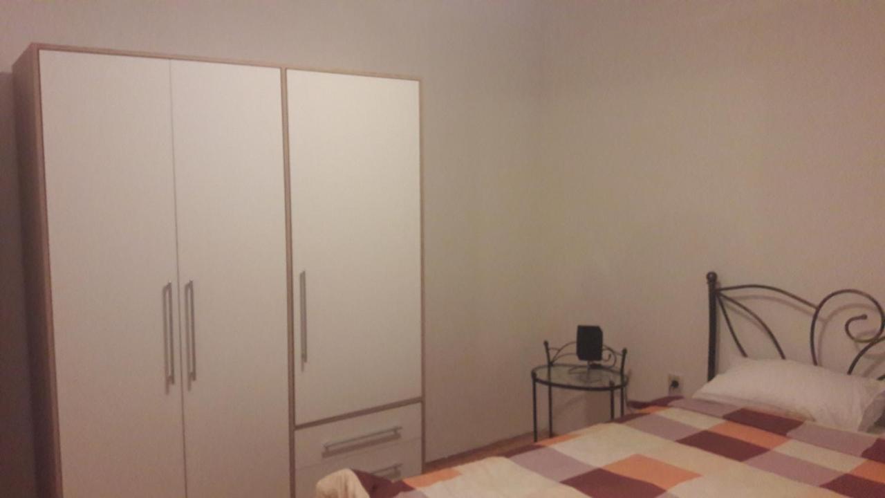 Apartment Piranhe Eksteriør billede